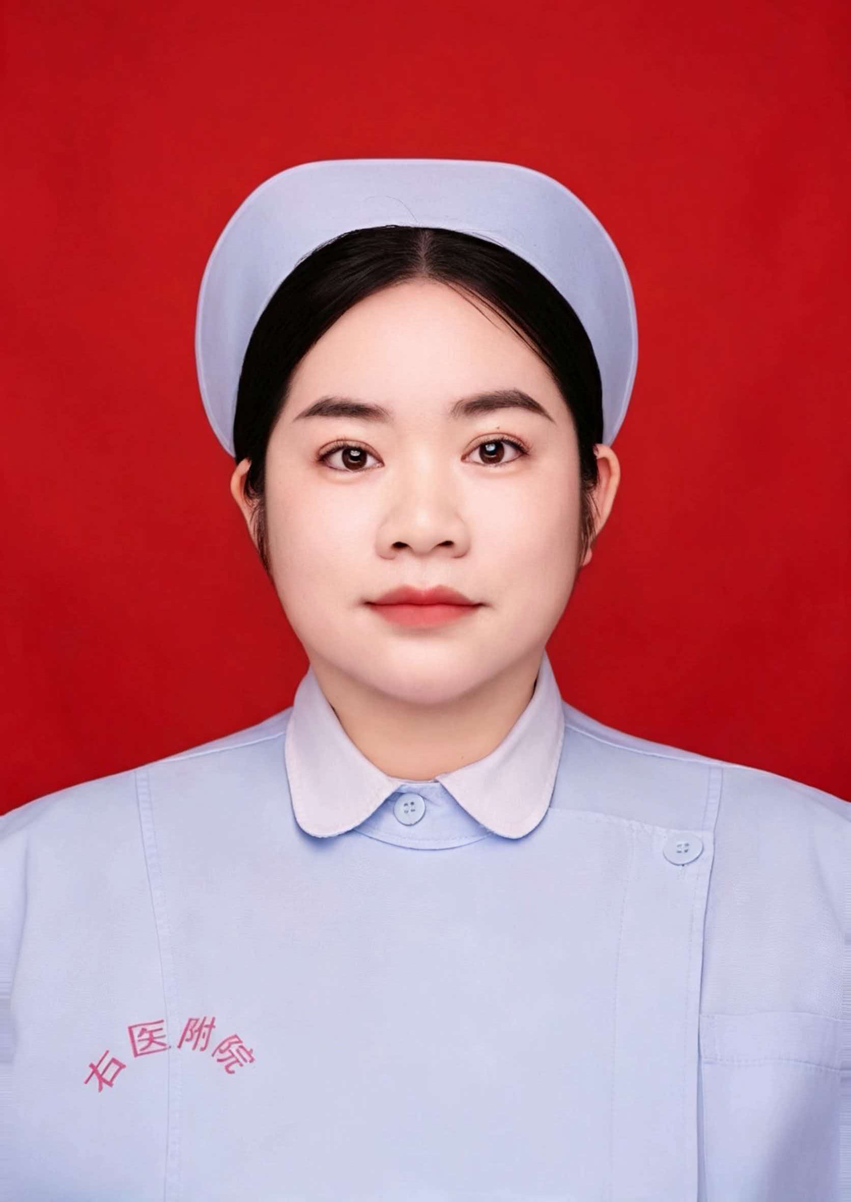 杨琼