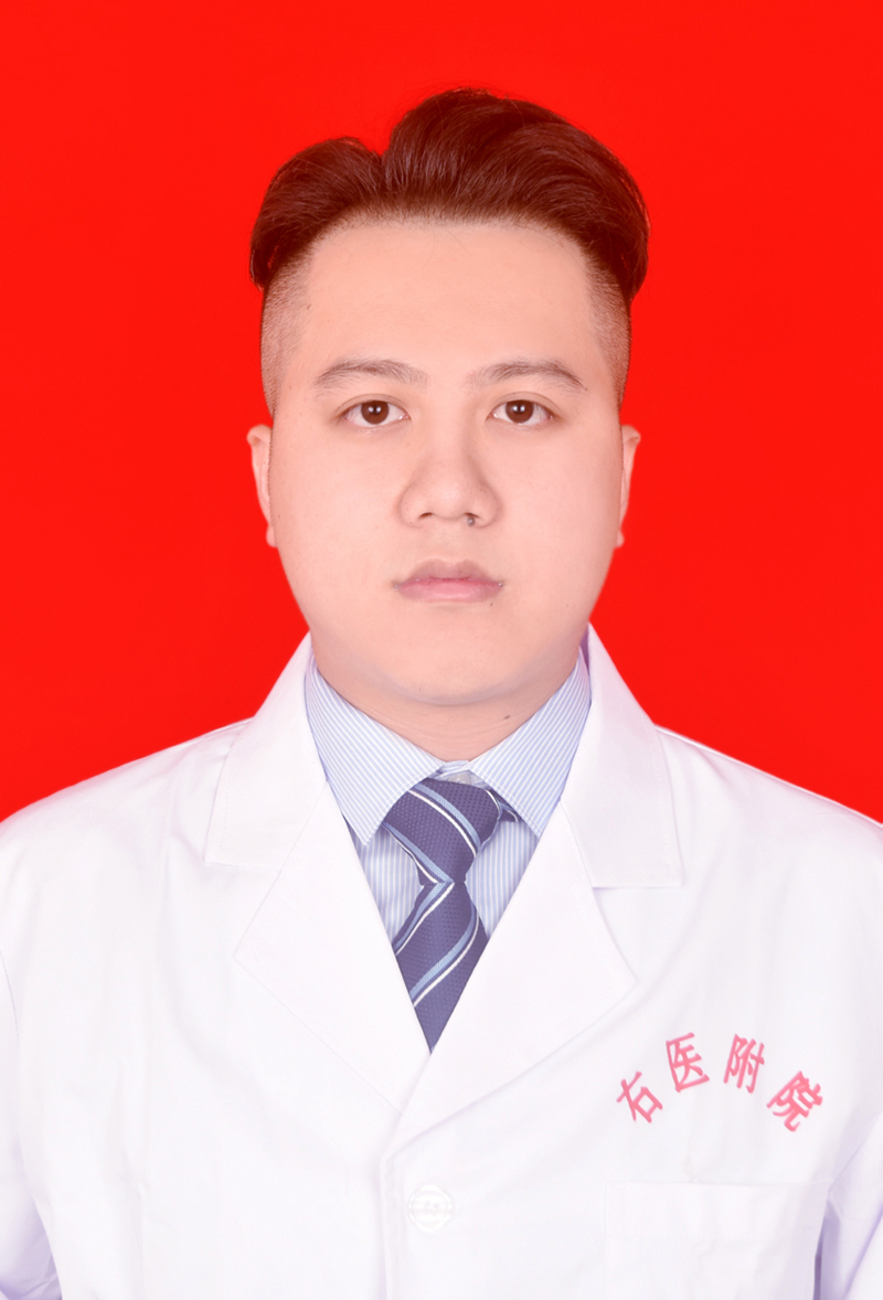 黄欣