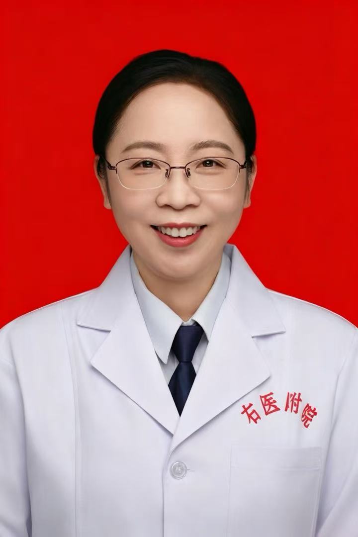 覃红梅