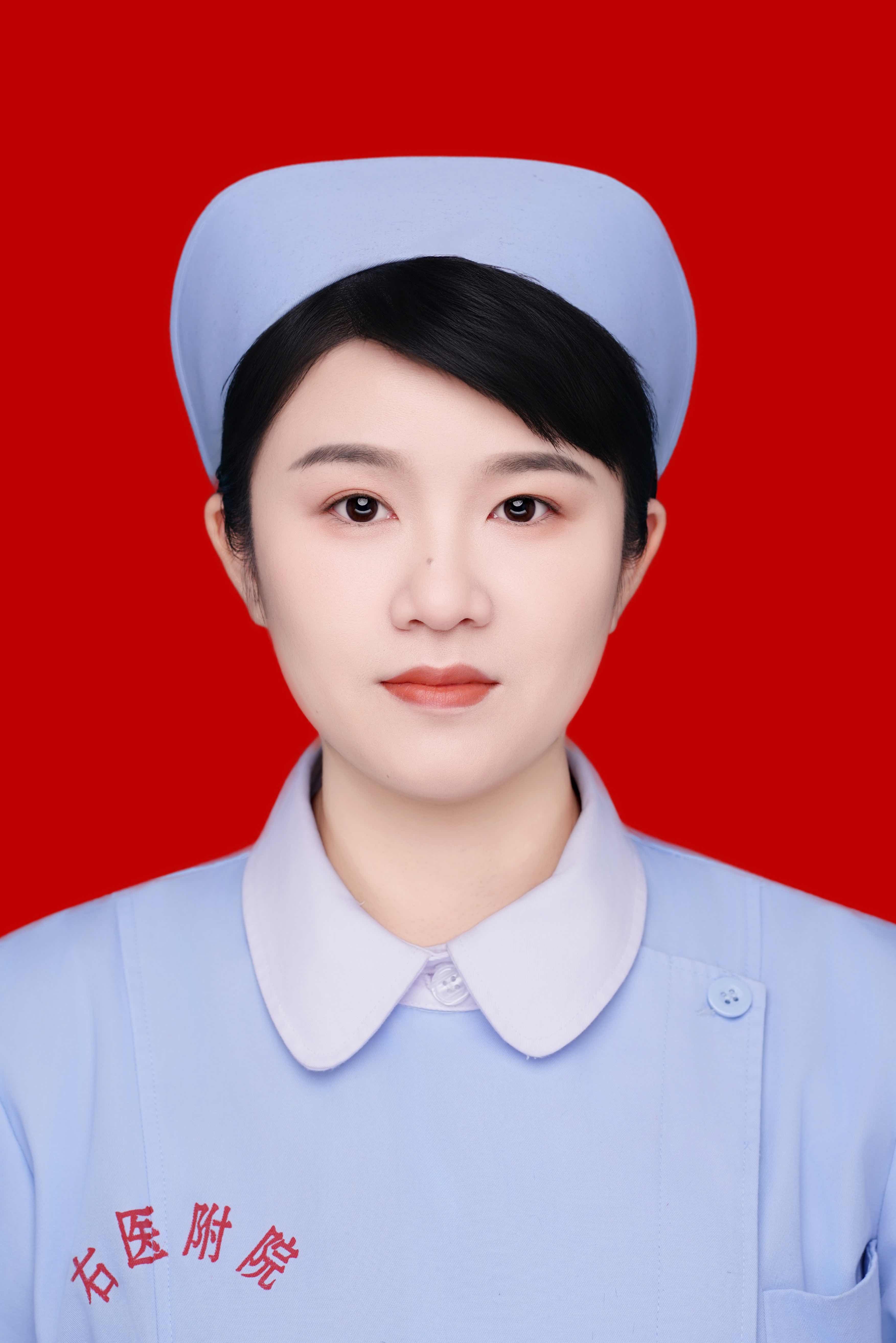 黄丽君