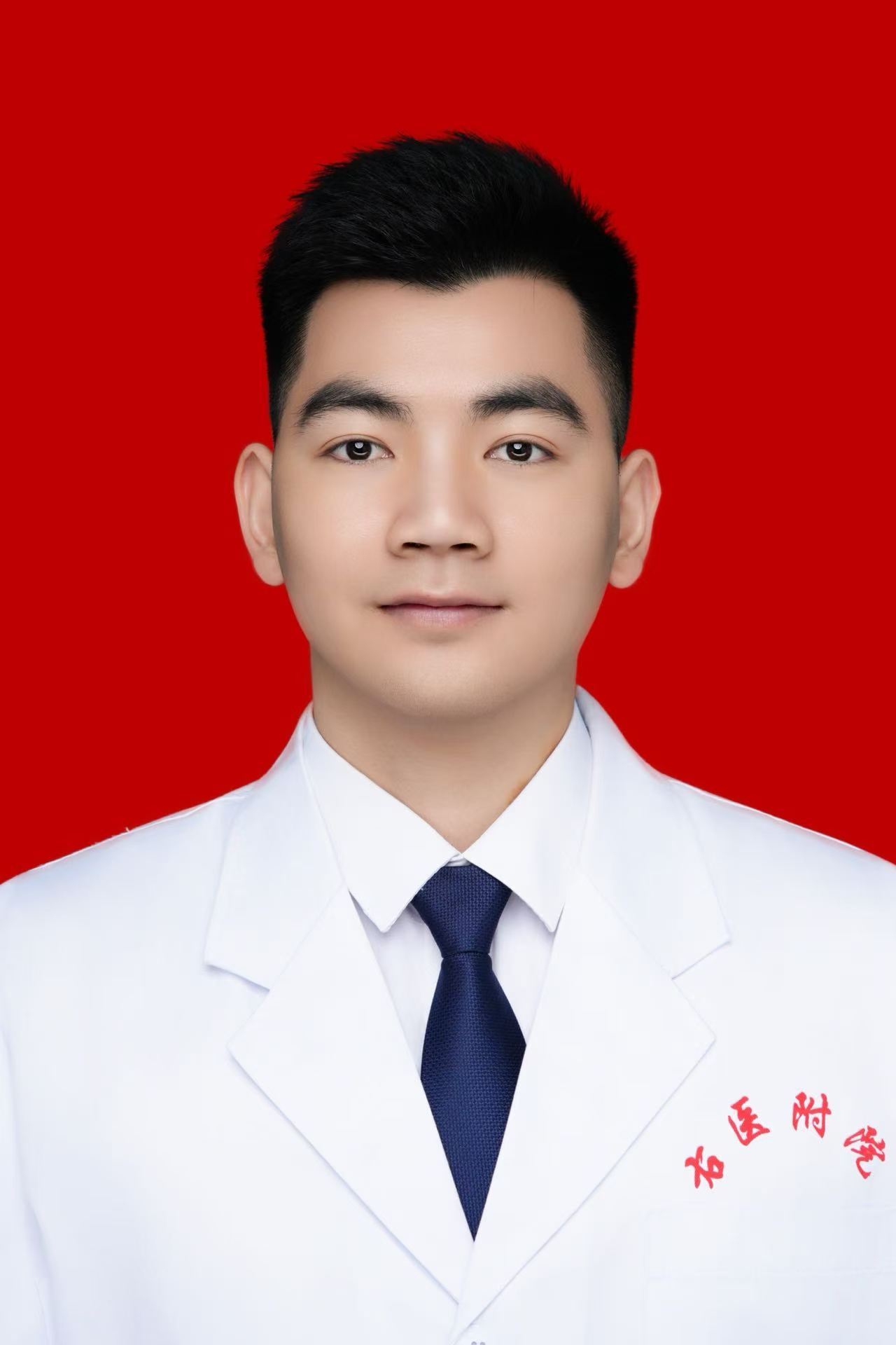 黄康康